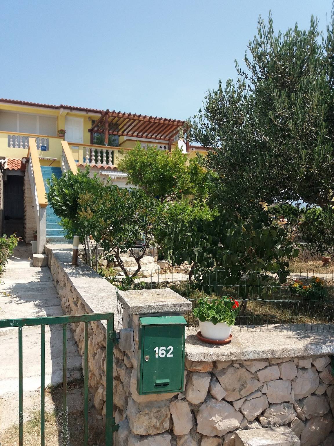 Ganze Wohnung, Apartments with parking space Rtina - Stošići, Zadar - 5881 in Rtina, Zadar