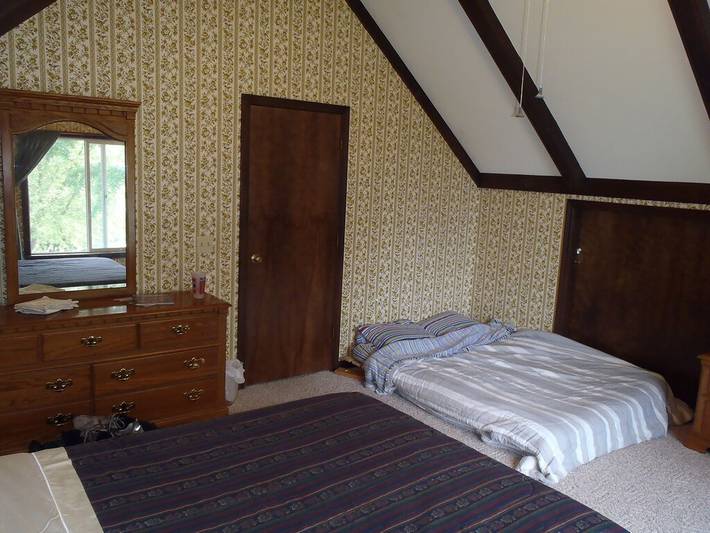 Vacation rental for 10 people, with yard and balcony, with pets in Chautauqua Lake