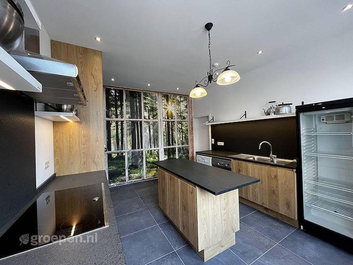 Location de vacances pour 22 personnes, avec piscine ainsi que jardin et terrasse à Houyet - 4