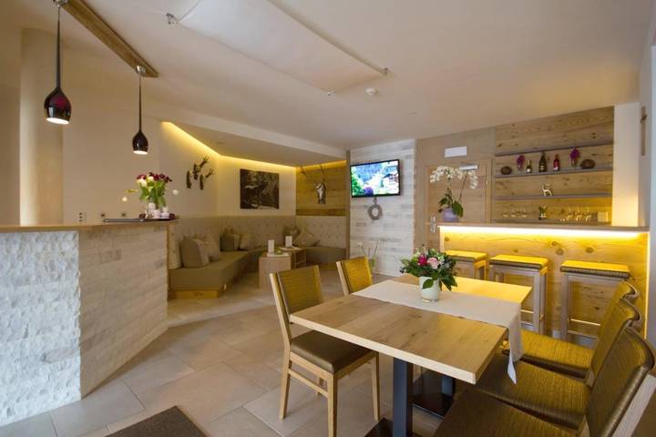 Ferienwohnung für 8 Personen, mit Sauna und Balkon in Serfaus - 4