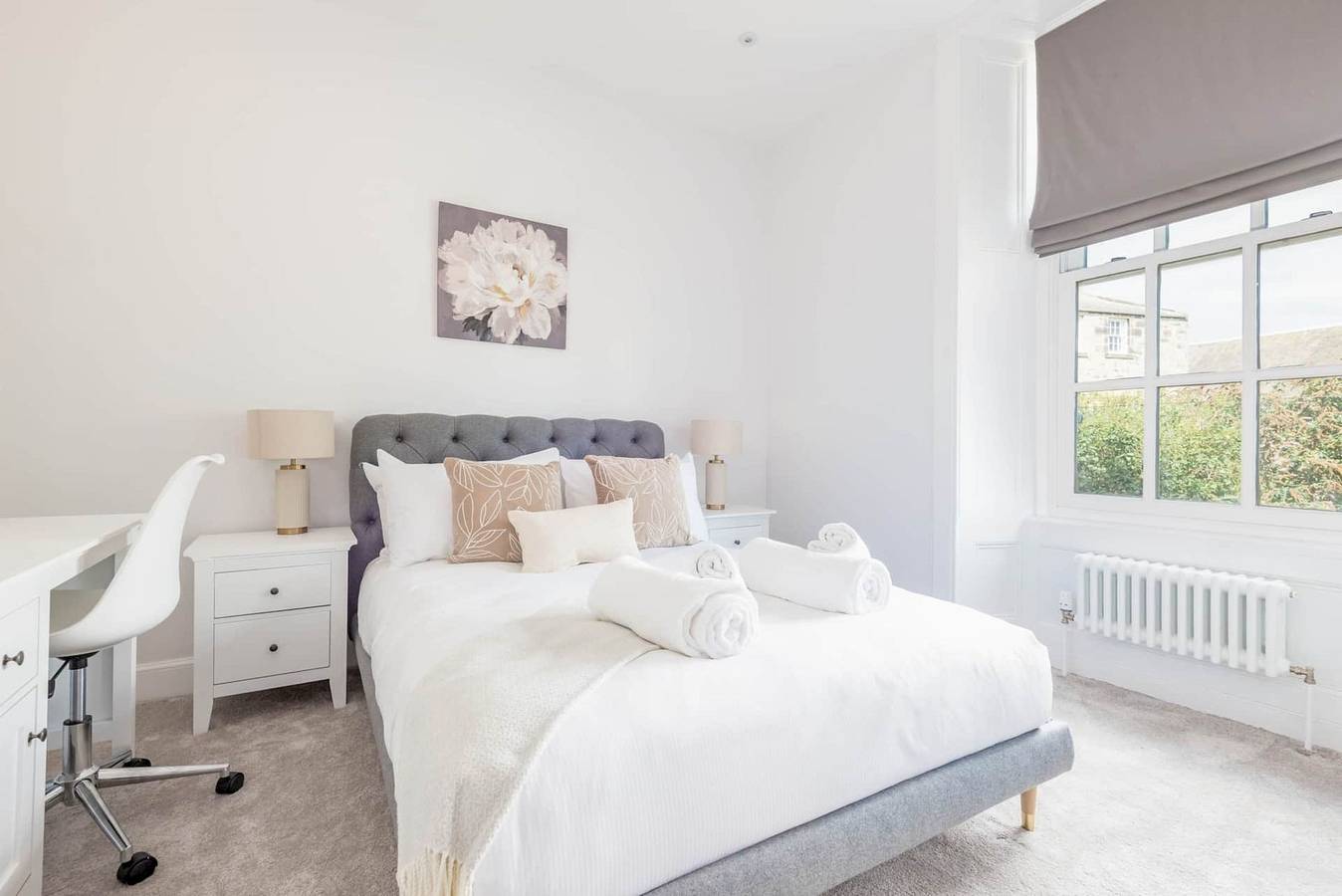 Entire apartment, Skye Sands | Alexandra Penthouse (No 8) in St Andrews, Fife region