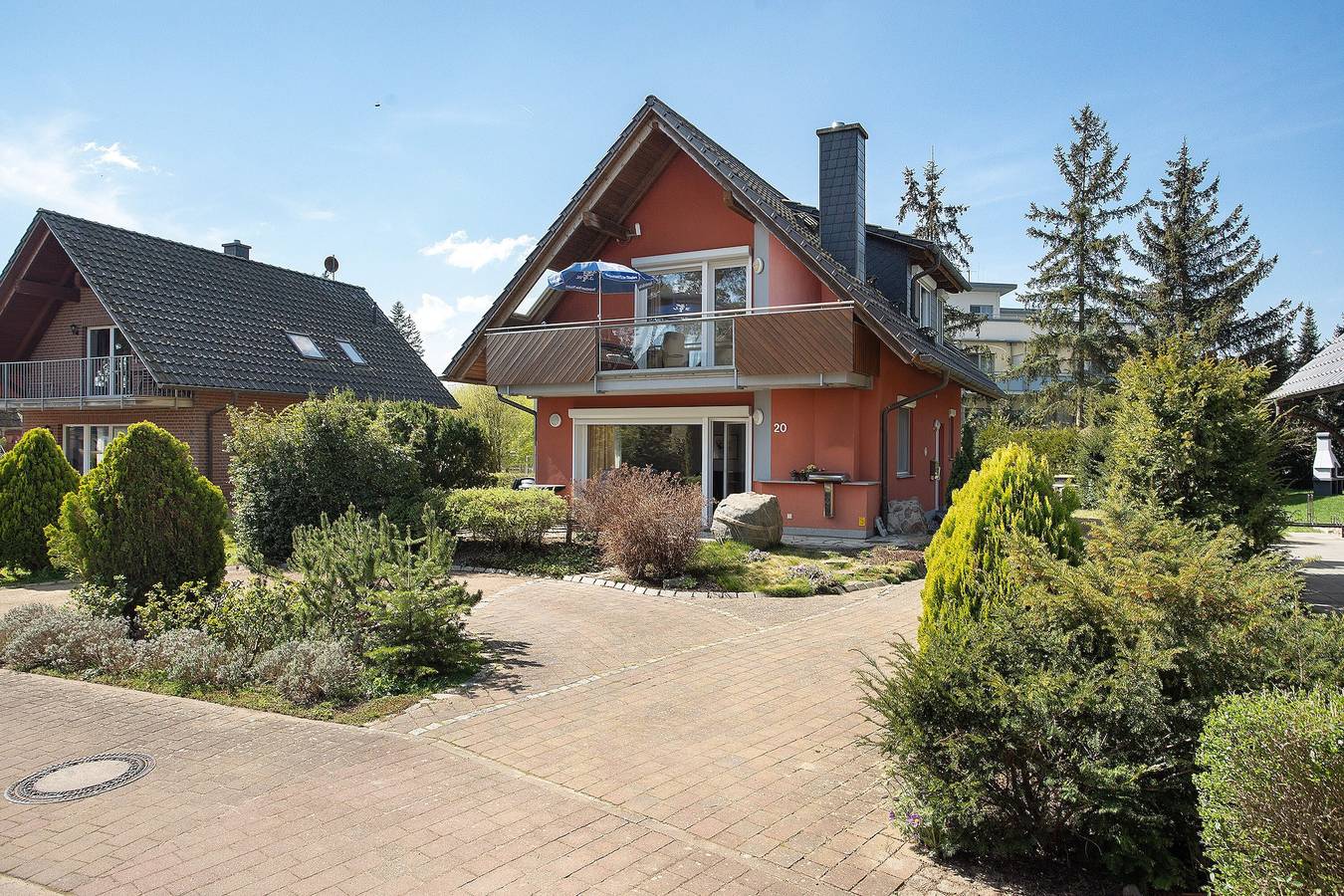 Ganze Wohnung, Hs20eg Ferienwohnung 'Müritzblick' mit großer Terrasse, Grill und Grilltisch in Röbel, Müritz