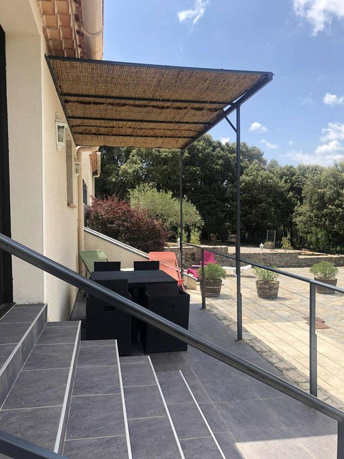 Gîte pour 4 personnes, avec jardin ainsi que piscine et terrasse dans l' Hérault - 3