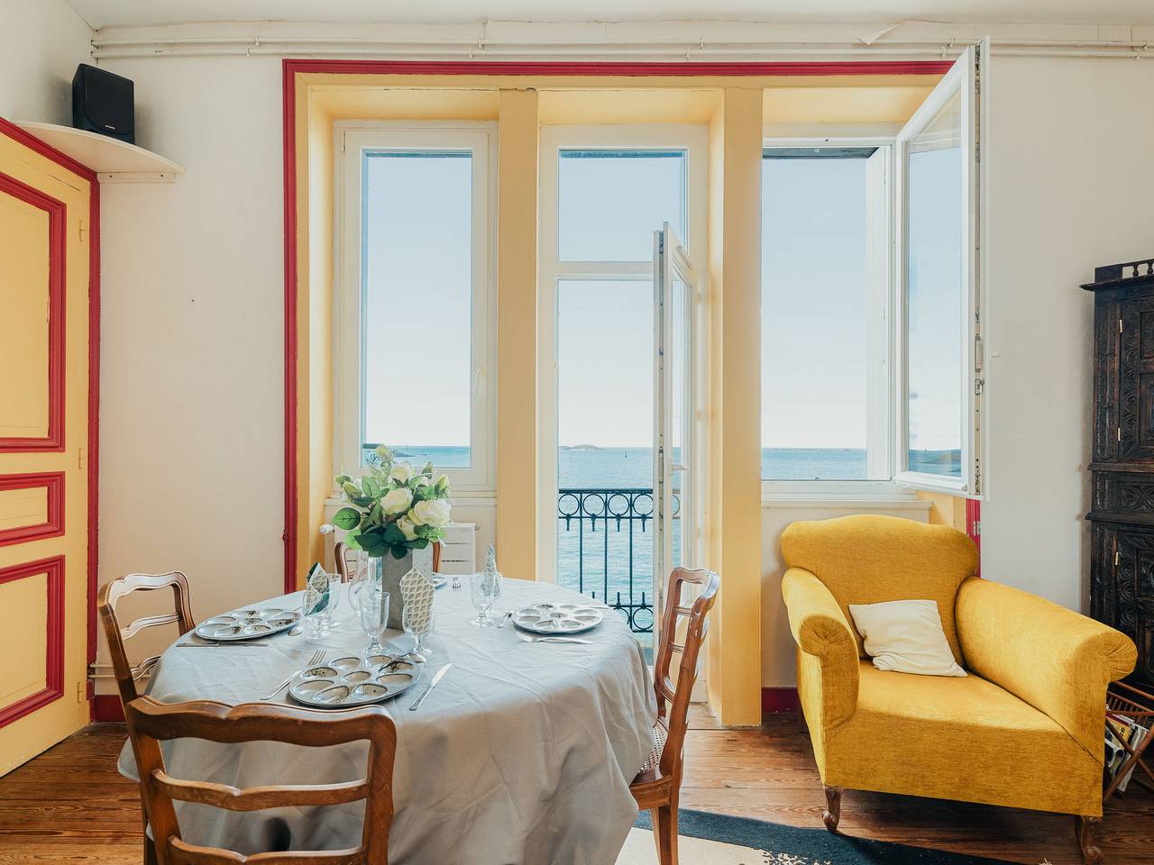 Entire apartment, Villa Velox in Dinard, Saint-Malo region