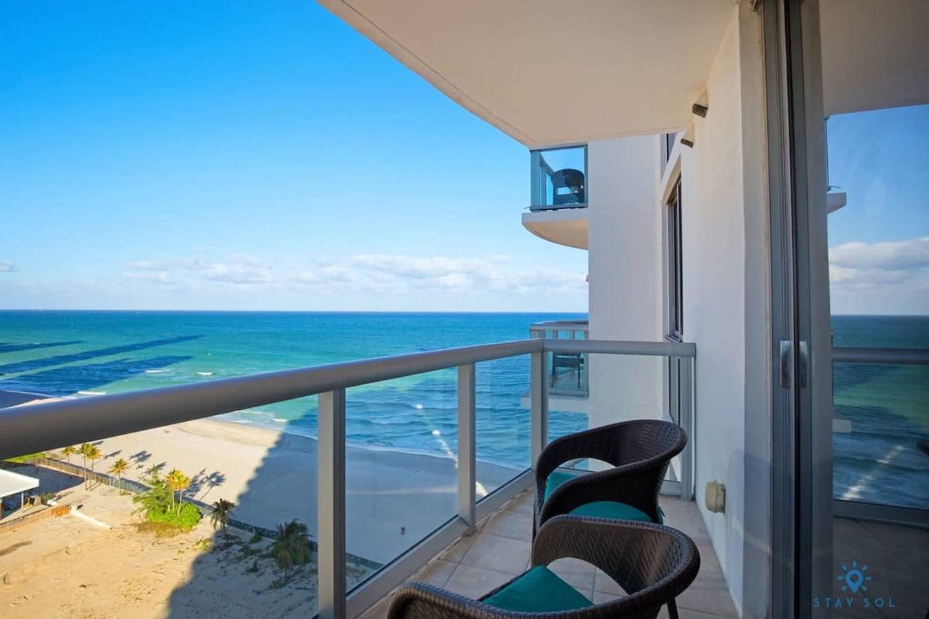 Apartamento entero, Beachfront Resort Pool Ocean View Balcony Gym in Sunny Isles Beach, Florida