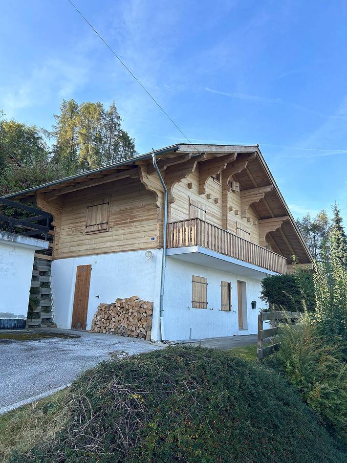 Ferienhaus für 12 Personen, mit Terrasse und Garten im Wallis