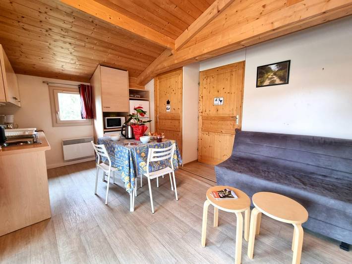 Gîte pour 4 personnes, avec jardin à Usson-en-Forez - 2