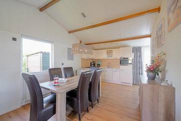 Ferienhaus für 5 Personen in Julianadorp, Noord-Holland - Nordseeküste, Bild 1