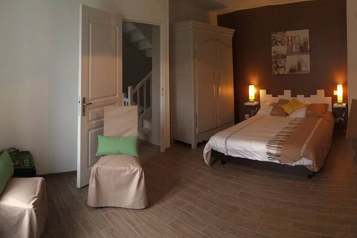 Location de vacances pour 8 personnes, avec jardin et balcon, animaux acceptés à Le Vieux-Marché - 3