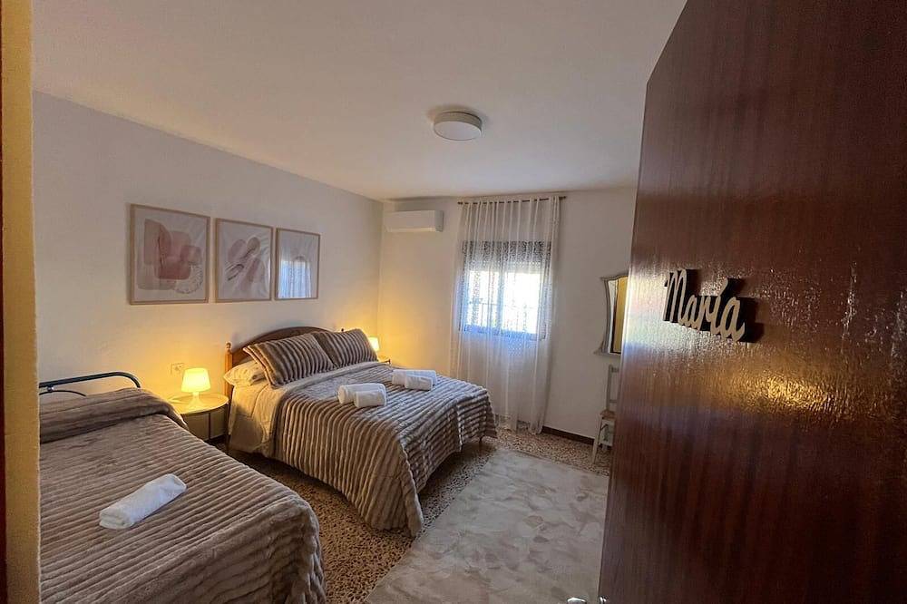 House in Montiel in the middle of the Ruta del Quijote. Ideal for families and pets. in Montiel, Ciudad Real Provinz