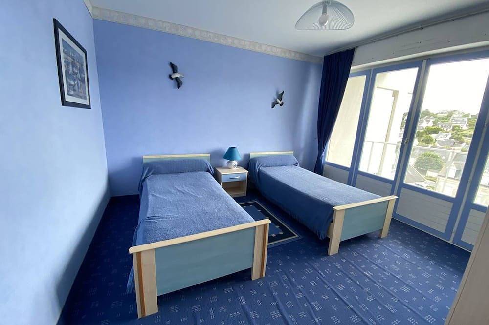 Ganze Wohnung, Large 2* apartment facing the large beach of Saint Cast, lovely sea view, 2 bedrooms, 4 bathrooms,... in Saint-Cast-le-Guildo, Dinan und Umgebung