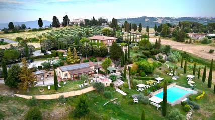 Agriturismo per 18 Persone in Pomarance, Riserva Naturale di Monterufoli, Foto 1