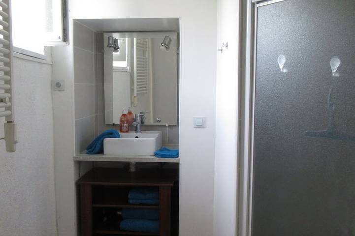 Location de vacances pour 3 personnes, avec jardin à Carhaix-Plouguer - 4