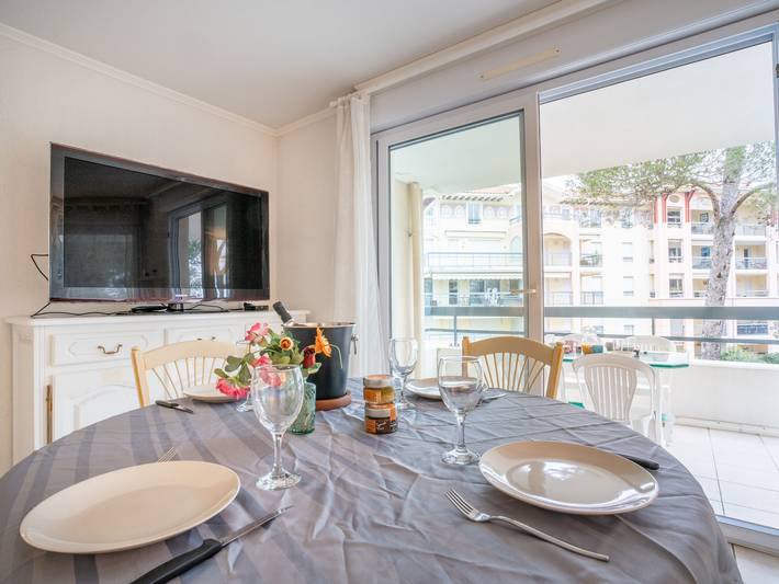 Gîte pour 4 personnes, avec bassin pour enfant ainsi que jardin et terrasse à Fréjus - 3