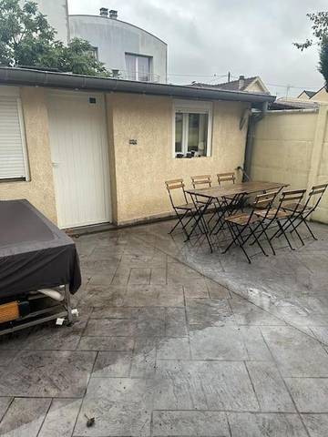 Gîte pour 2 personnes, avec terrasse à Livry-Gargan
