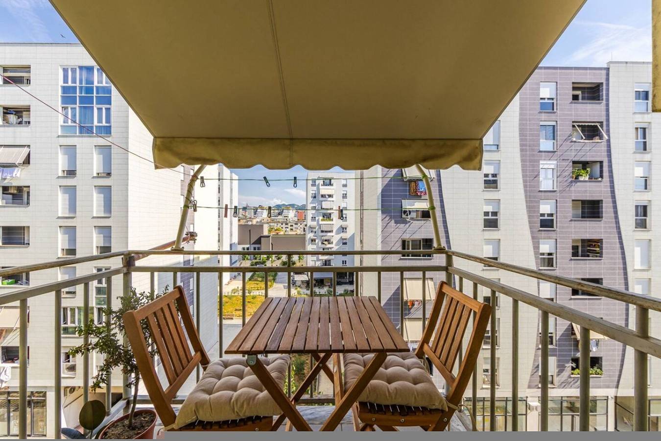 Ganze Wohnung, Calm Cozy Home | 1Br in Tirana in Tiranë, Albanien