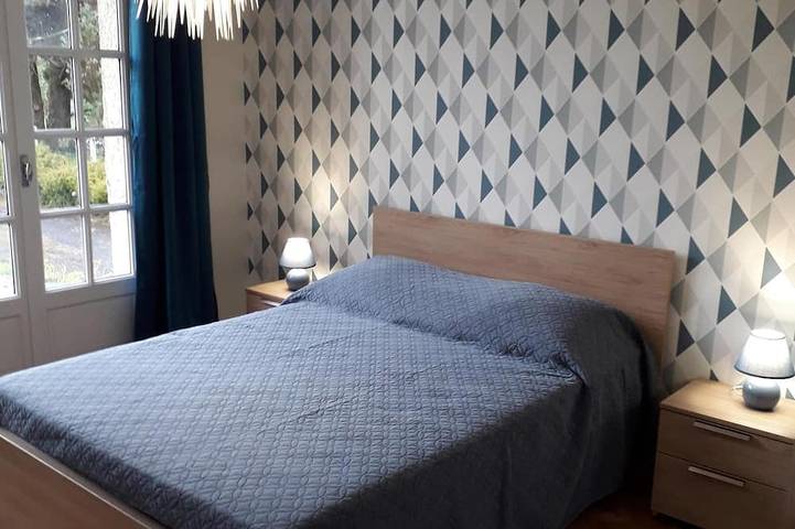 Location de vacances pour 12 personnes, avec jardin, animaux acceptés à Lanobre - 2