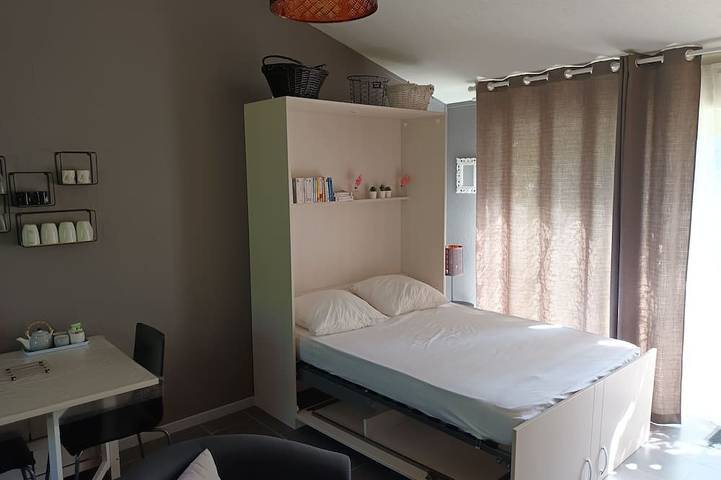 Gîte pour 2 personnes, avec jardin et terrasse à Salernes - 2