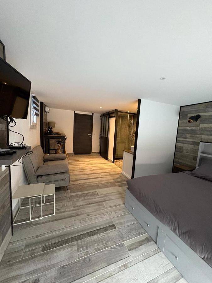 Chambre d’hôte pour 2 personnes, avec Terrasse ainsi que Jardin et Vue