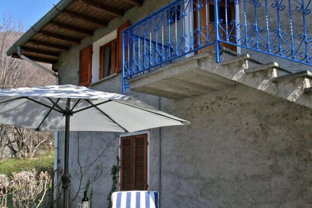 Casa Allegra Komfortable Ferienresidenz in Livo, Comer See