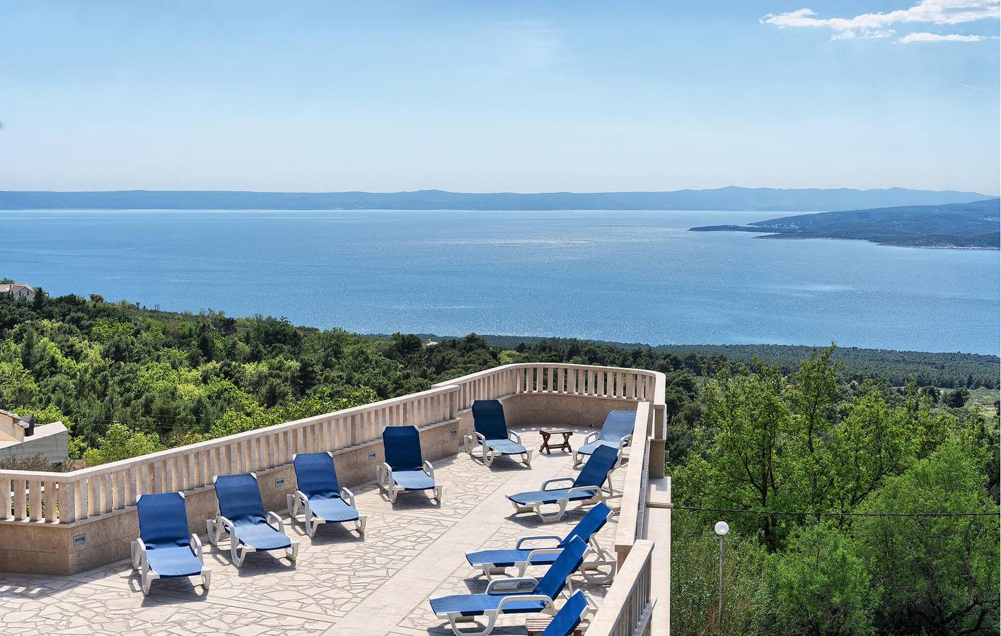 Ganze Ferienwohnung, Gemütliche 1-Zimmer-Wohnung mit Pool, Terrasse und WLAN in Baska Voda, Makarska Riviera