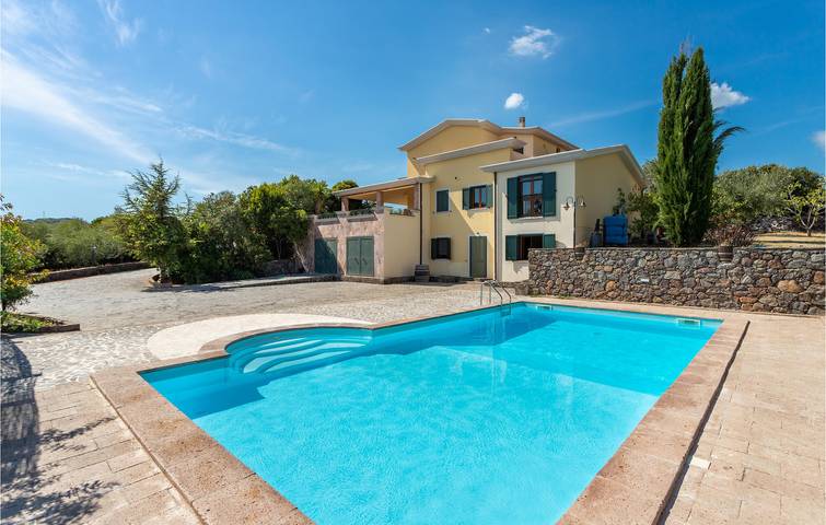 Location de vacances pour 9 personnes, avec piscine et terrasse à Bosa - 4