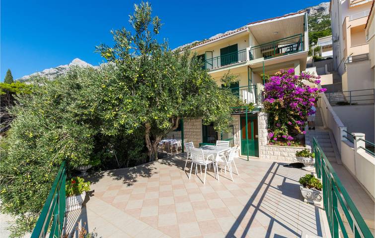 Ferienwohnung für 2 Personen, mit Terrasse und Garten in Pisak