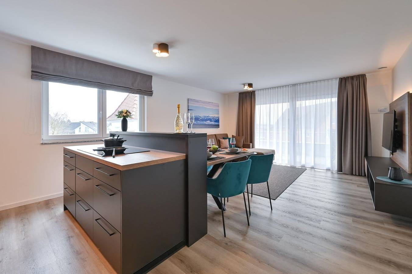 Ganze Wohnung, Ferienappartementhaus Stock - Ferienwohnung Nr. 9 in Friedrichshafen, Region Bodensee-Oberschwaben