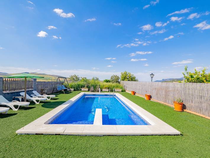 Chalet para 6 personas, con terraza y jardín en Provincia de Málaga - 2