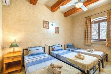 Villa for 7 People in Xaghra, Gozo, Photo 1