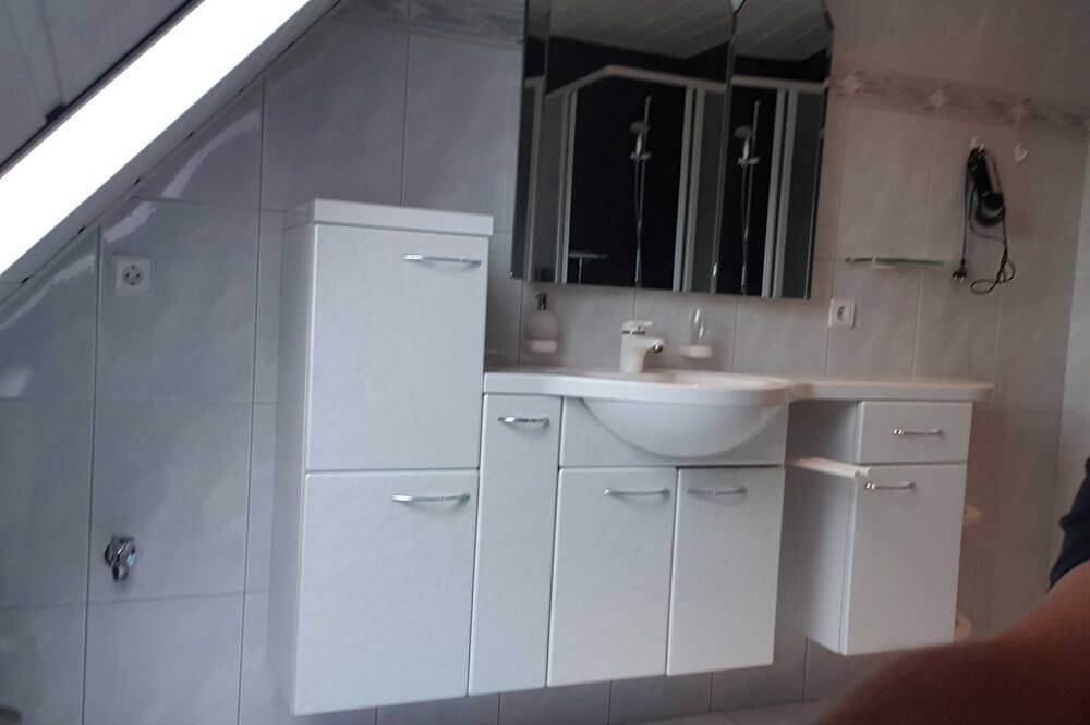 Ganze Wohnung, Ferienwohnung im Herzen vonthüringen - Ferienwohnung in Blankenhain, Weimarer Land