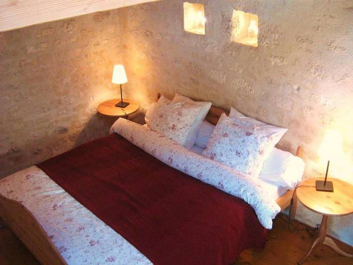 Location de vacances pour 6 personnes, avec piscine et terrasse, animaux acceptés à Chaix - 2