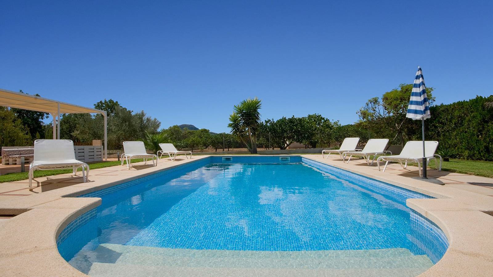 Finca 'Cati Ref 57' mit privatem Pool, Wi-Fi und Klimaanlage in Son Servera, Mallorca Osten