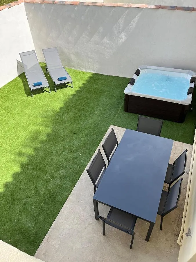 Apartamento de vacaciones para 6 personas, con terraza y jacuzzi - 1