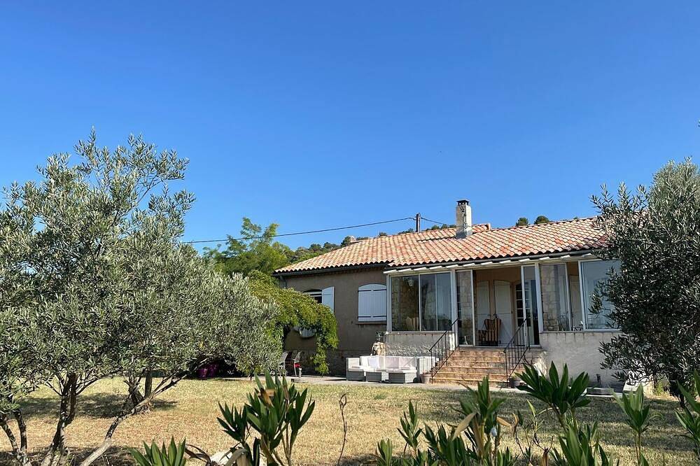 Charming Provencal villa with swimming pool in Artignosc-sur-Verdon, Brignoles region