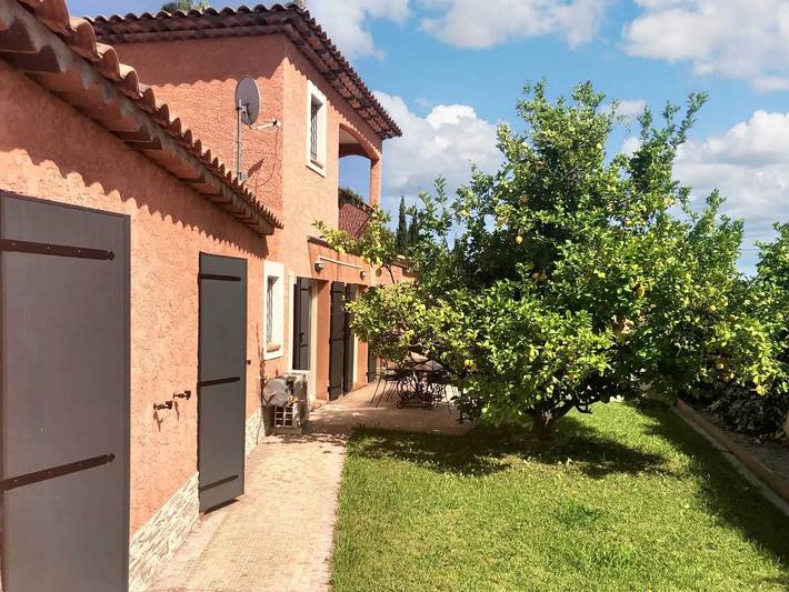 Villa pour 8 personnes, avec terrasse et piscine dans les Alpes maritimes - 2
