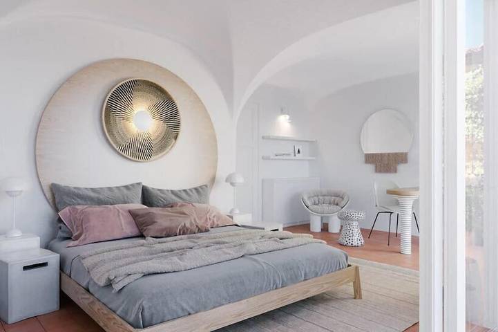 Waterfront eigendom op prive-landgoed met uitzicht op zee en directe toegang tot het strand in Cala Brandinchi, San Teodoro