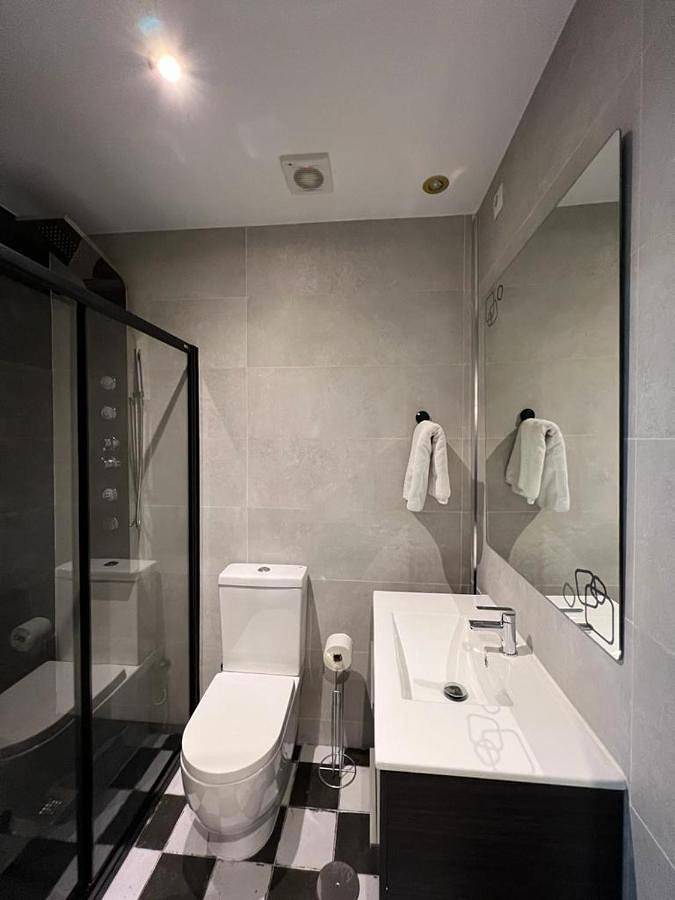 Apartamento vacacional entero, Hospedaje Corredor De Henares in Torrejón de Ardoz, Área Metropolitana de Madrid