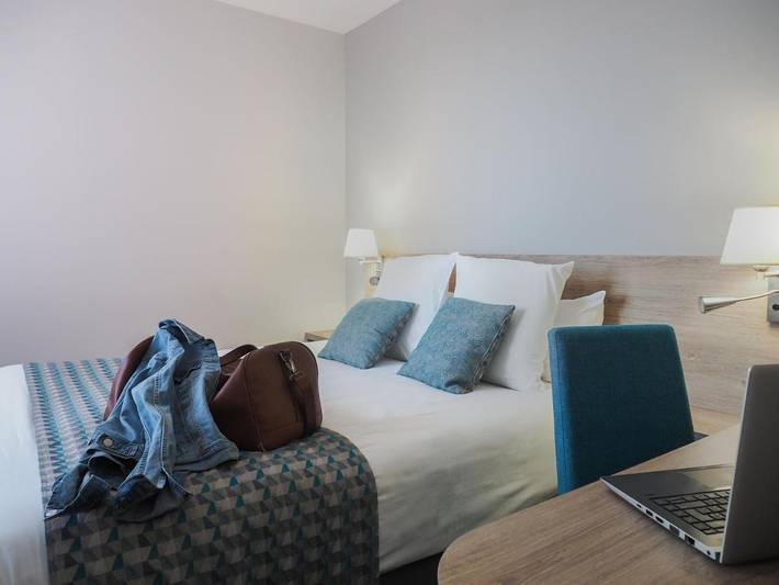 Hôtel pour 4 personnes, avec terrasse à Damazan - 2