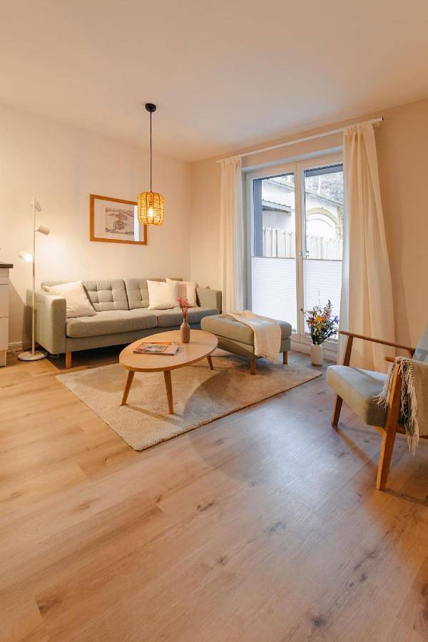 Ferienwohnung für 2 Personen, mit Terrasse und Garten sowie Seeblick und Ausblick in Ratzeburg