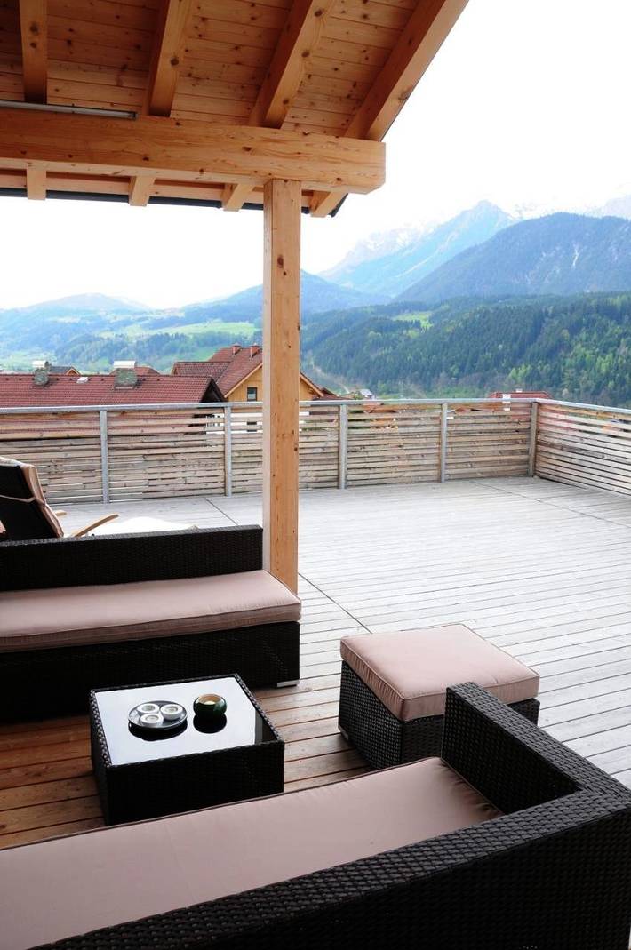 Ferienwohnung für 8 Personen, mit Terrasse und Sauna in Haus