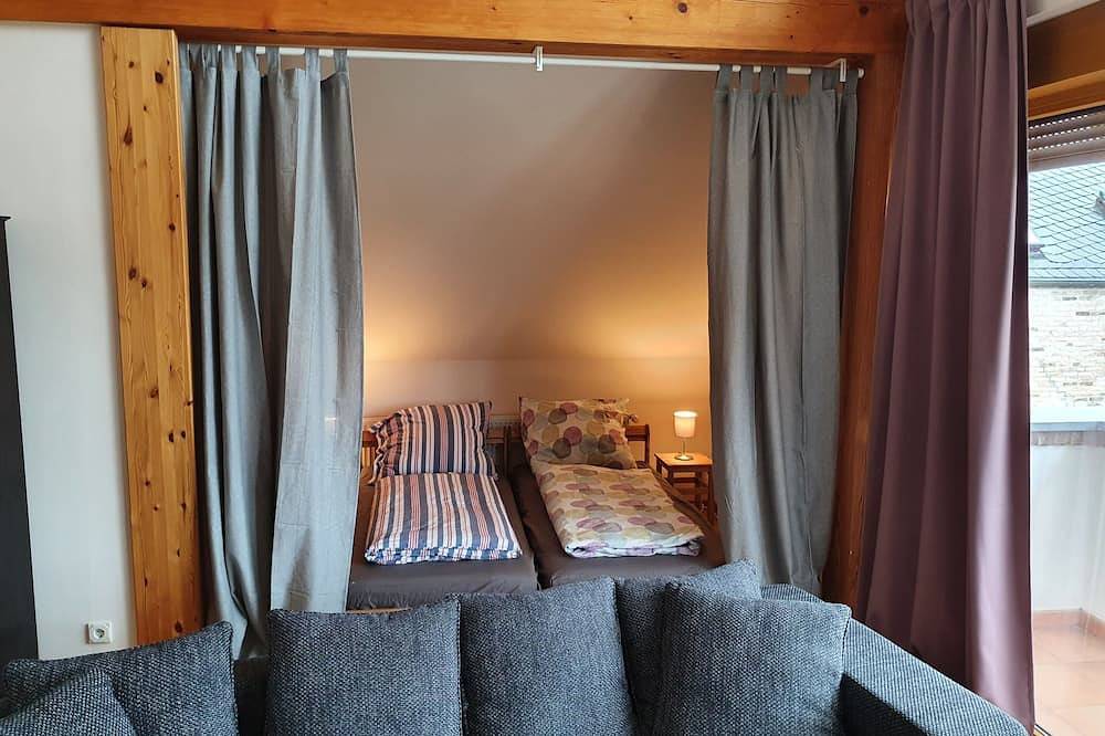 Ganze Wohnung, Wunderschönes 100qm Appartement auf dem Auenhof in Wustermark im Havelland in Wustermark, Havelland