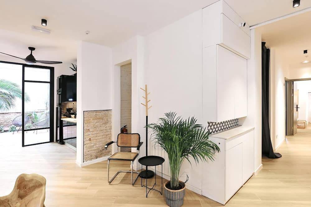 Casa Nanit Hostal habitacion 4 in Hospitalet de Llobregat, l'Hospitalet de Llobregat