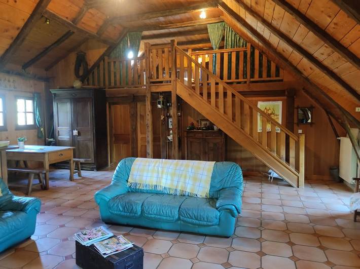Gîte pour 5 personnes, avec jardin et terrasse, animaux acceptés dans le Cantal - 4