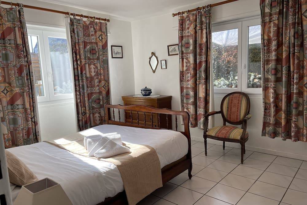 Appartamento intero, Colmar piccolo giardino del semm 6 a 10 persone, parcheggio 4 auto private e ferro in Colmar, Colmar e dintorni