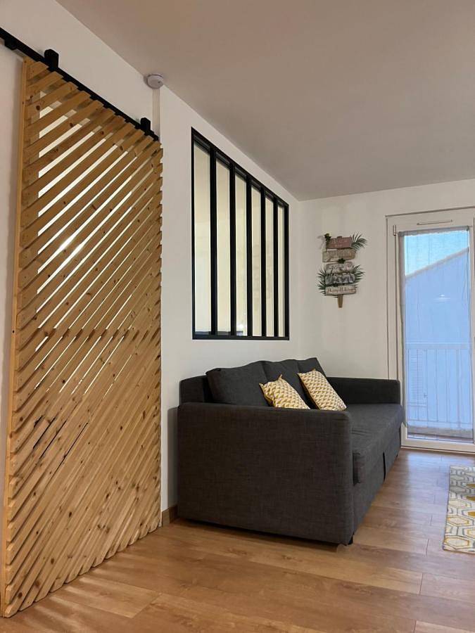Gîte pour 4 personnes, avec vue et balcon dans Office de Tourisme Sainte Maxime - 3