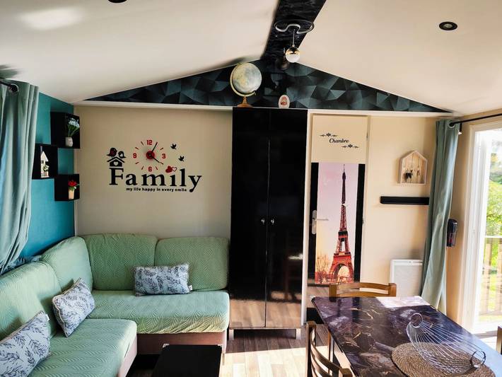 Bungalow pour 8 personnes, avec terrasse ainsi que jardin et piscine dans la Manche - 3