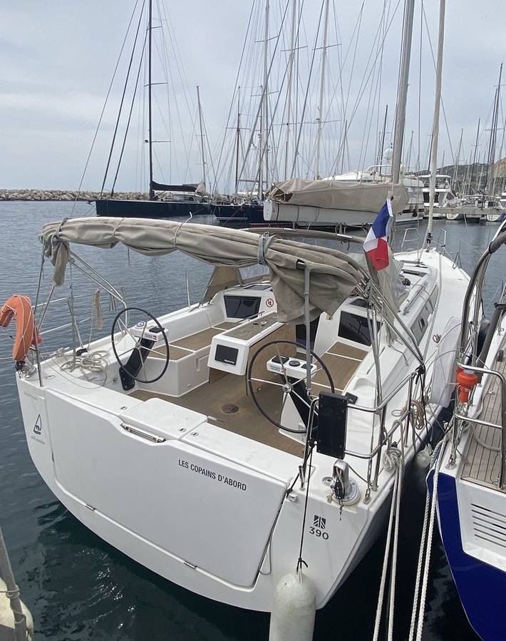 Bateau pour 4 personnes dans