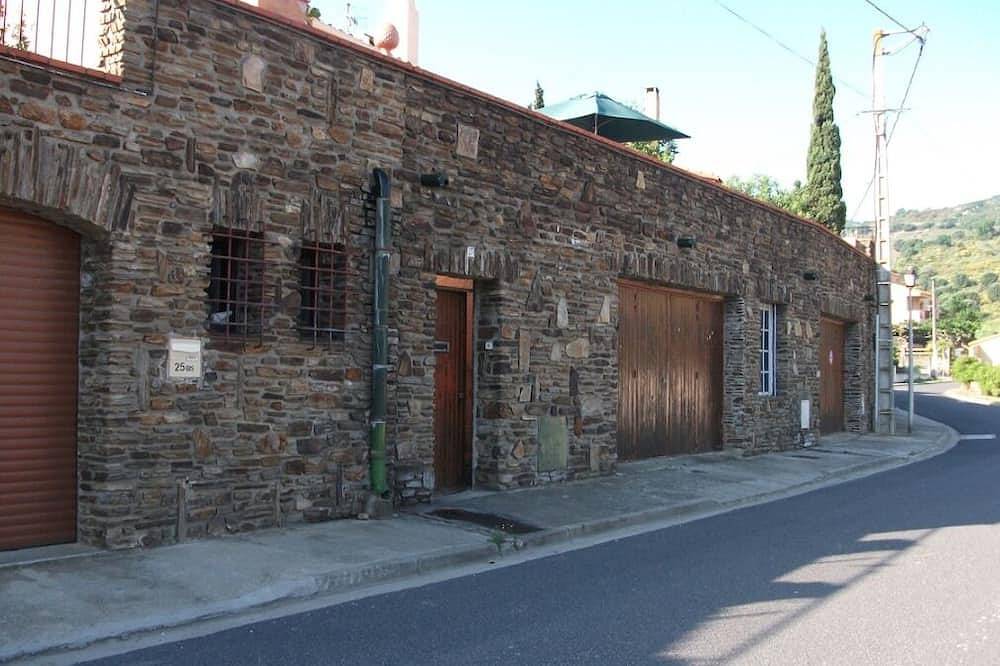 Casa vacanza a Pirenei a partire da 370€ a notte