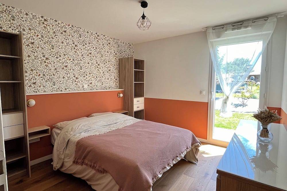 Maison en Bois , Ty Kérou in Mahalon, Côte de Cornouaille